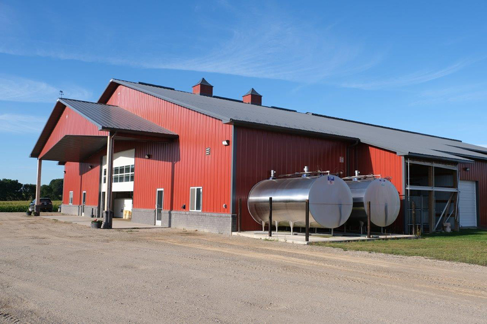 Milking Parlor & Milkhouse design and construction